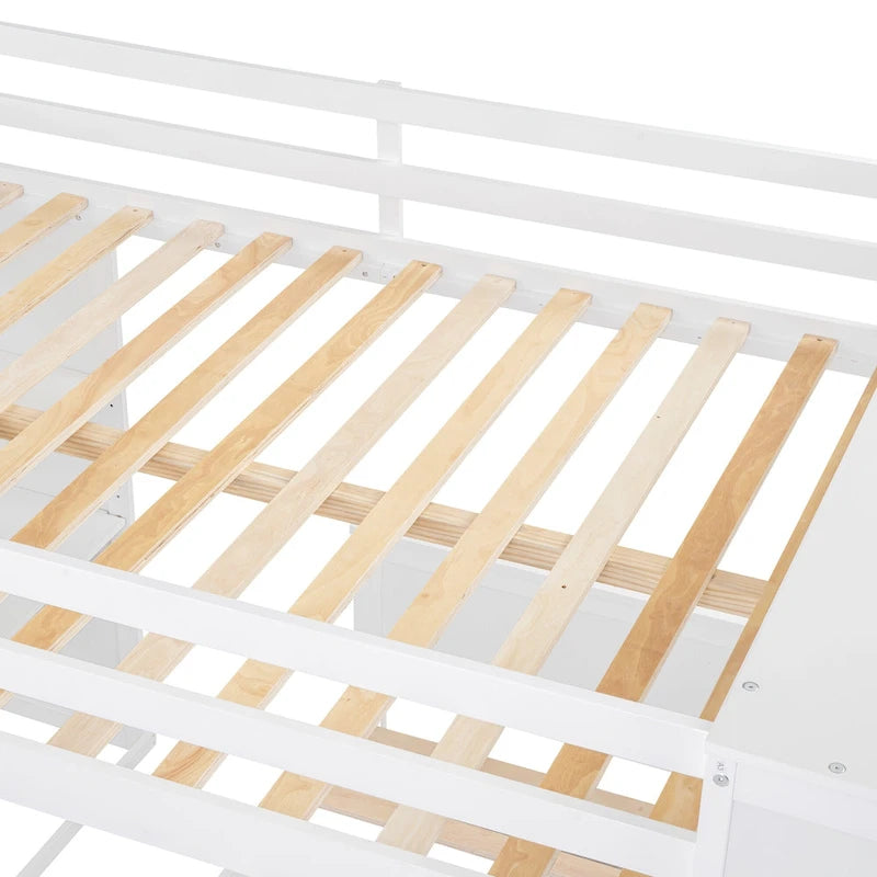 Lit mezzanine pleine grandeur avec un lit simple indépendant